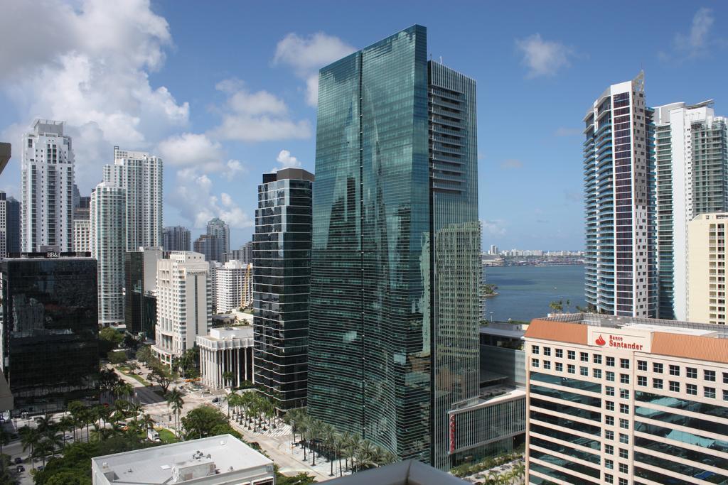 Dharma Home Suites Brickell Miami At One Broadway Buitenkant foto